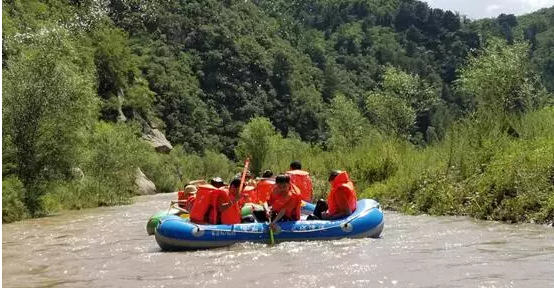 走進(jìn)太行山，親水愛自然